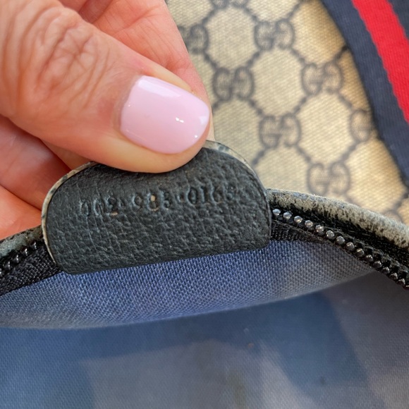 Gucci Tote - Picture 4 of 15